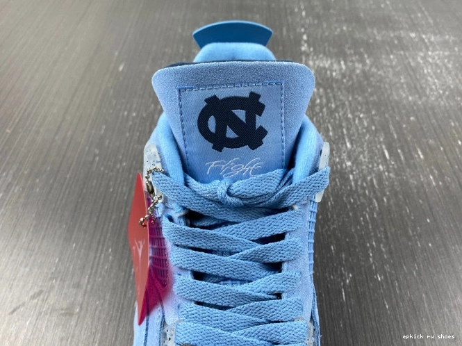 Rep 4 UNC Jordan HO12MNJDLS247 Retro (PE) 0713